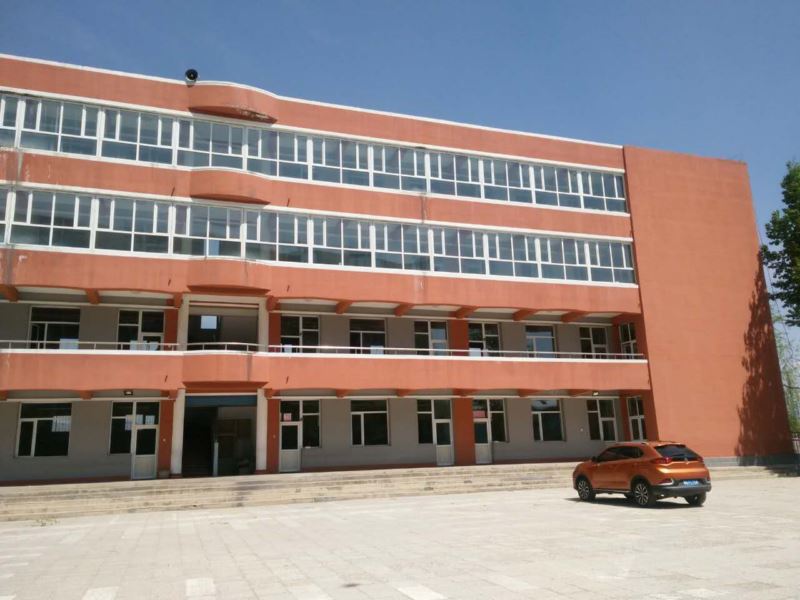 慶祝內(nèi)蒙古電力交通職業(yè)技術(shù)學(xué)校喜遷新址