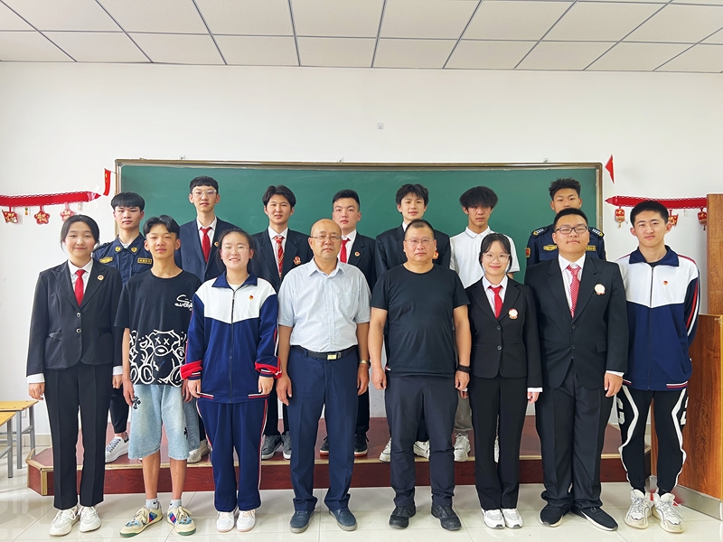 模擬法庭普法活動